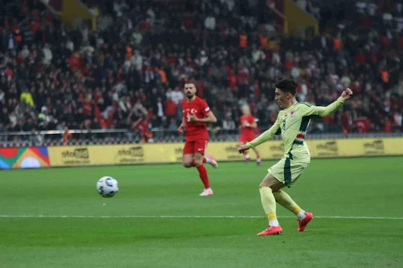 UEFA Uluslar Ligi: Türkiye: 0 - Galler: 0 (İlk yarı)
