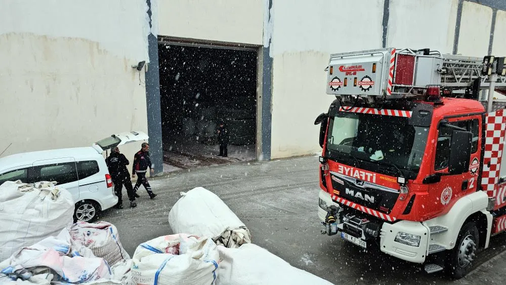 Kayseri’de feci iş kazası: Tamir etmek için girdiği plastik kırım kazanında hayatını kaybetti