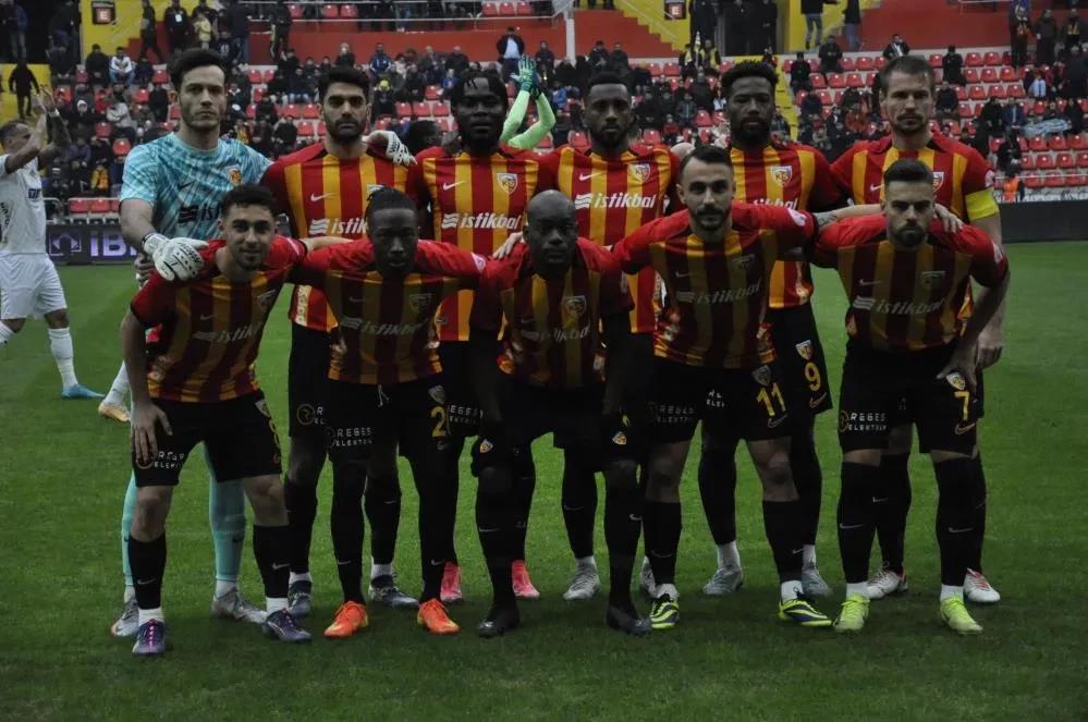 Trendyol Süper Lig: Kayserispor: 0 - Alanyaspor: 0 (İlk yarı)