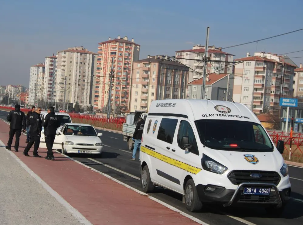 Aracın içinde ölü bulundu