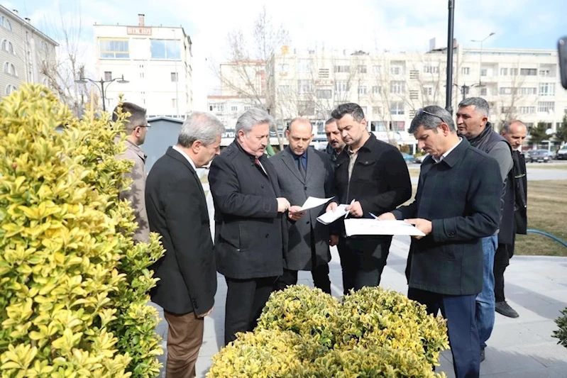 Başkan Palancıoğlu: “Şehir merkezine nefes olacak parkımızda peyzaj çalışmaları başladı”
