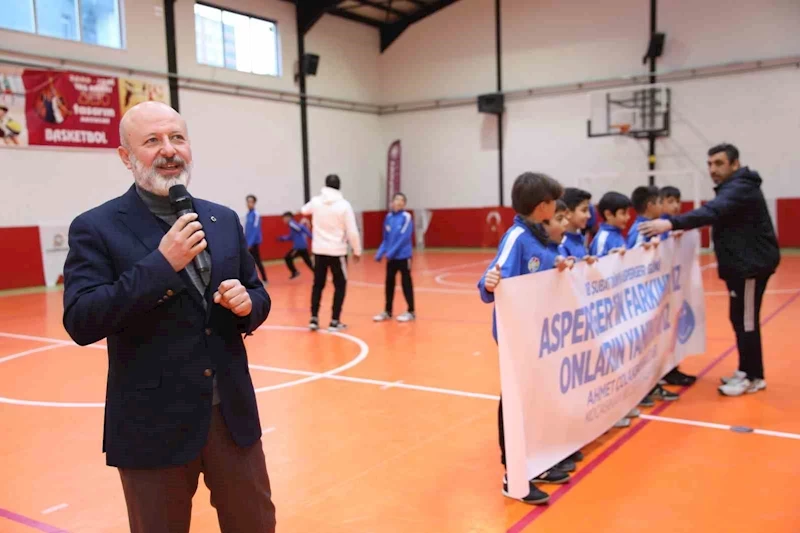 Başkan Çolakbayrakdar: “Çocuklarımızın mutluğu, ailelerin mutluluğudur”
