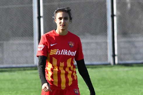 Zeynep Bilir, gol kraliçesi oldu