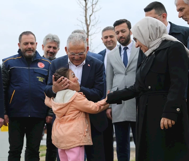 Başkan Büyükkılıç, yetim çocukların coşkusuna ortak oldu
