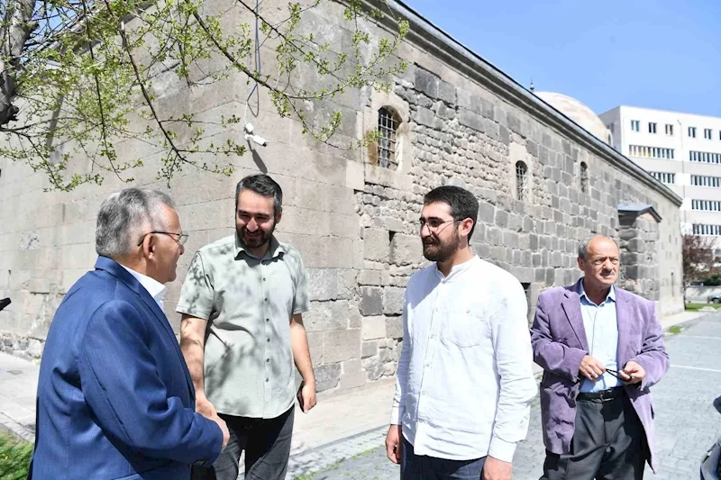 Başkan Büyükkılıç; tarihi Gülük Camii’nde incelemelerde bulundu
