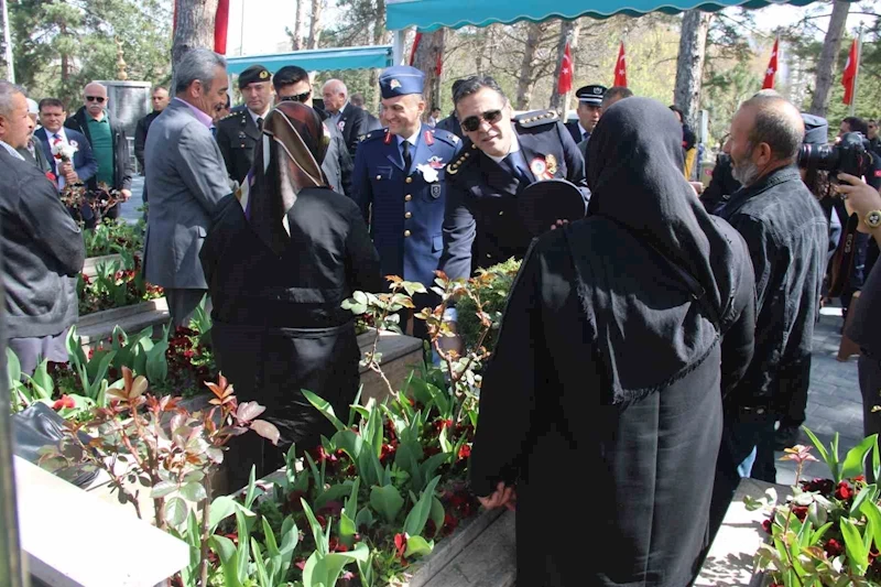 Kayserili şehit polisler anıldı
