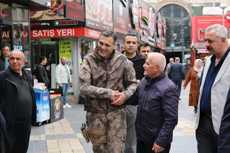 Aydın ve Gülsoy’dan esnaf ziyaret
