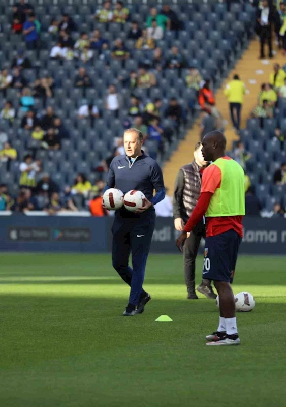 Tayfun Türkmen, Ersun Yanal’ın ekibine dahil oldu
