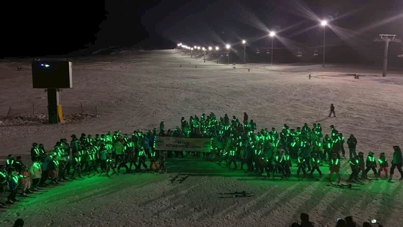Erciyes’te spor şenliği ve gece kayağı
