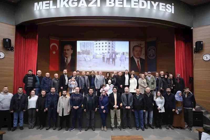 1. Etabı biten Yıldırım Beyazıt Kentsel Dönüşüm Projesi’nde kura heyecanı
