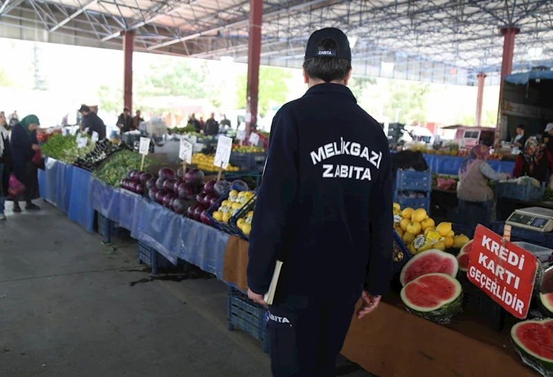 Melikgazi’de pazar yerlerinde denetim yapıldı
