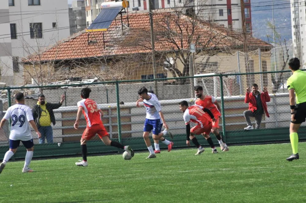 Yavru Aslanspor 90’da güldü