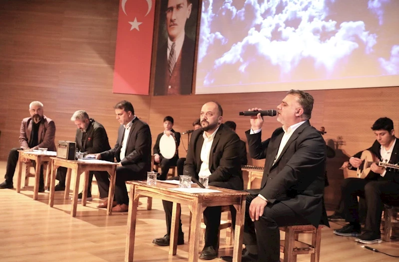 Melikgazi’den anlamlı aile ve kahramanlık şiir dinletisi

