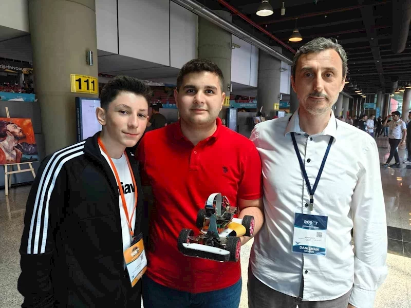 Sürücüsüz araca ilk adım

