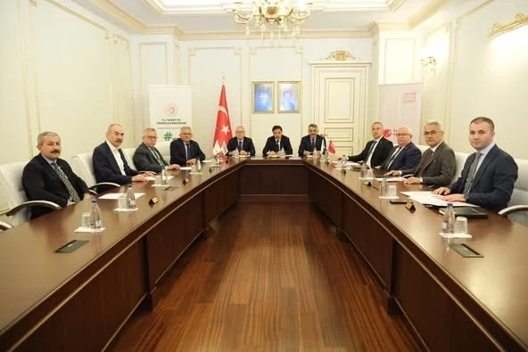 Başkan Büyükkılıç, Yozgat’ta ORAN Yönetim Kurulu Toplantısı’na katıldı
