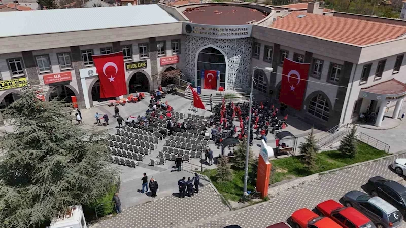 Bünyan’da engeller el ele aşılıyor
