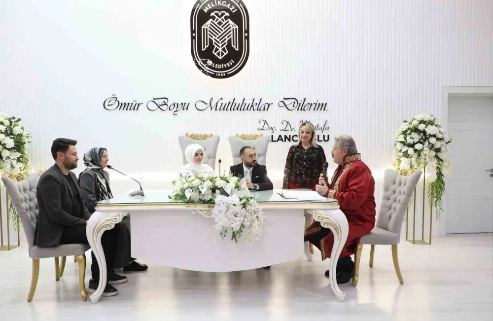 Melikgazi Belediyesi’nde 1 günde 60 nikah gerçekleşti