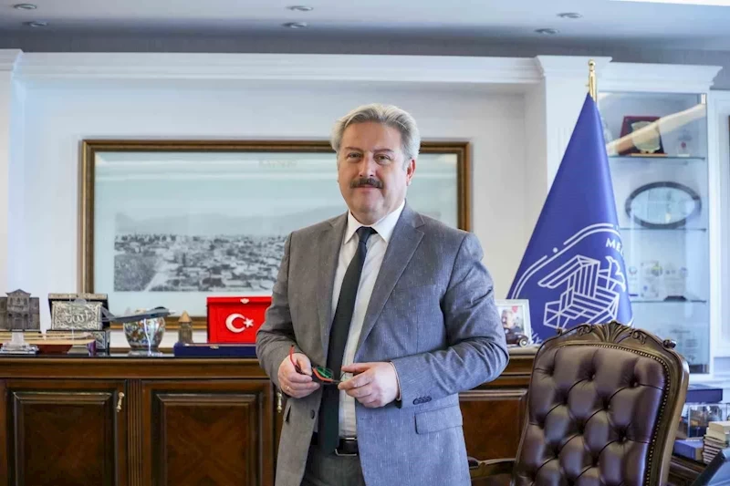 Başkan Palancıoğlu Babalar Günü’nü kutladı
