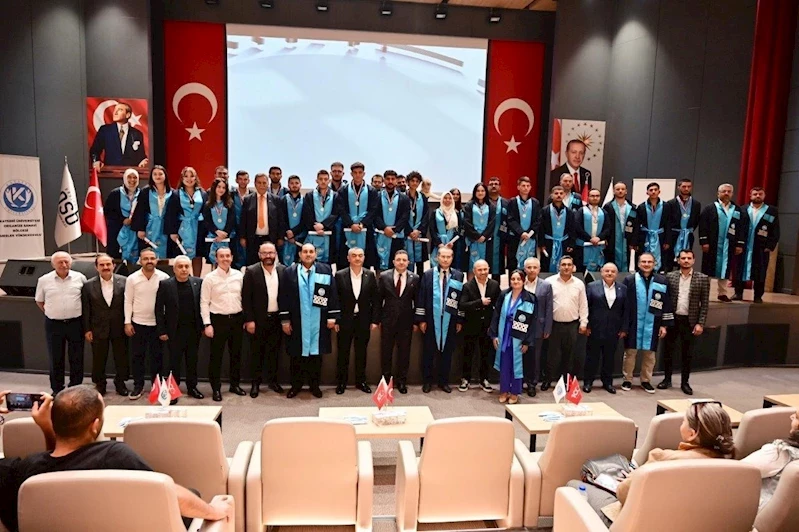 Kayseri Meslek Yüksekokulu ilk mezunlarını verdi
