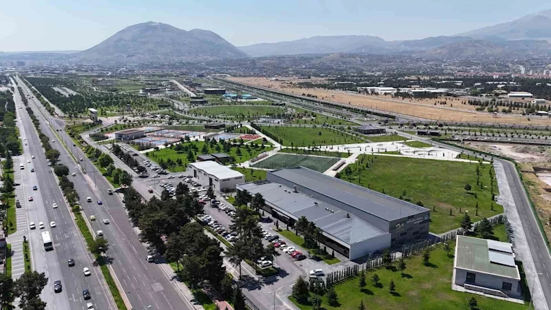 Büyükşehir, Türkiye’deki ilk yerli ve milli havuz sterlizasyon sistemi ile örnek oluyor
