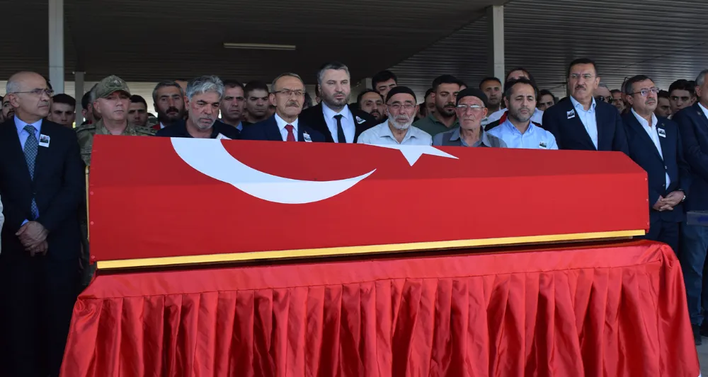 Şehit Uzman Çavuş Ümit Üzüm son yolculuğuna uğurlanıyor