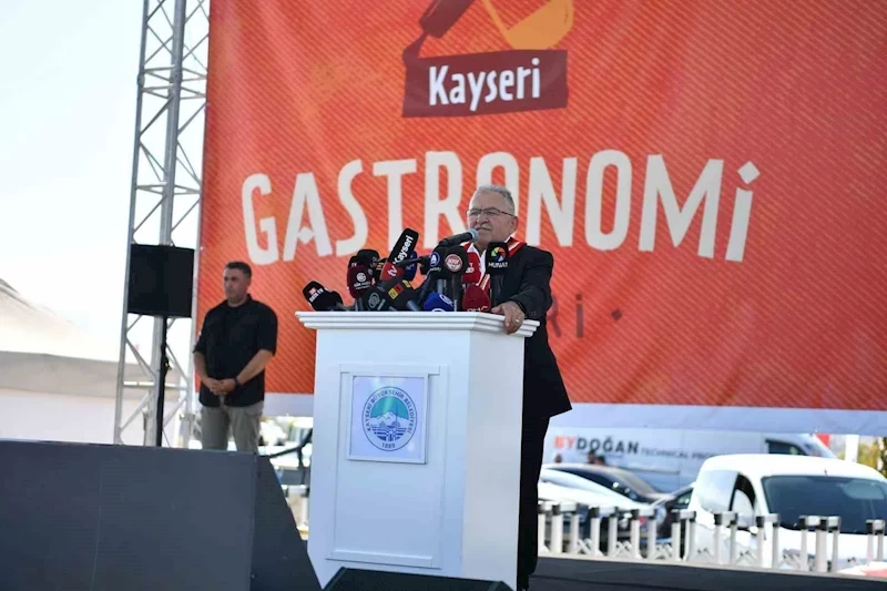 Başkan Büyükkılıç’tan gastronomi şehri Kayseri’yi tercih edecek öğrencilere burs ve istihdam müjdesi

