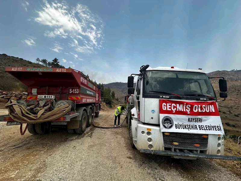 Kayseri Büyükşehir’den Mersin’de yangın döndürme çalışmasına destek
