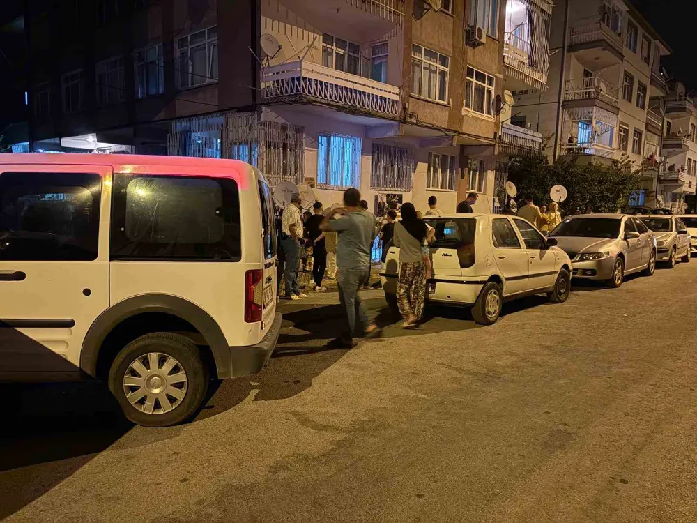 2 yıl önce boşandığı eski karısını bıçakla ağır yaraladı
