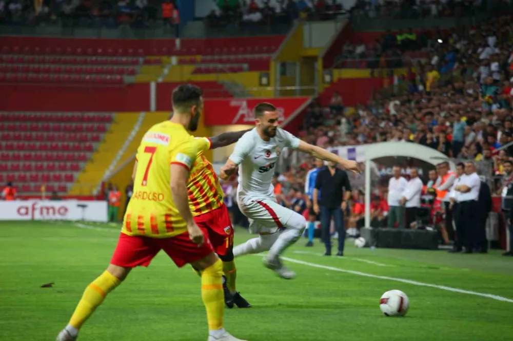 Trendyol Süper Lig: Kayserispor: 0 - Galatasaray: 0 (Maç devam ediyor)