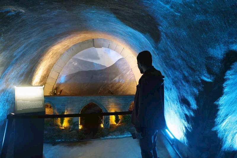 Talas’ta serinleten mekan; Su Medeniyetleri Galerisi
