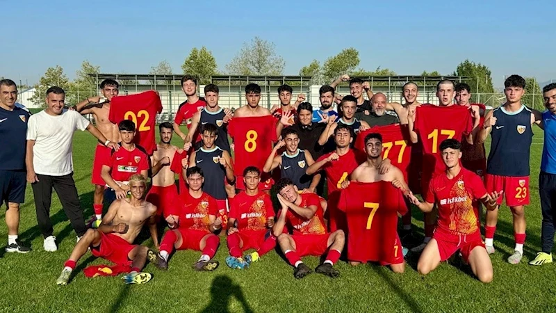 Kayserispor PAF takımı farklı kazandı
