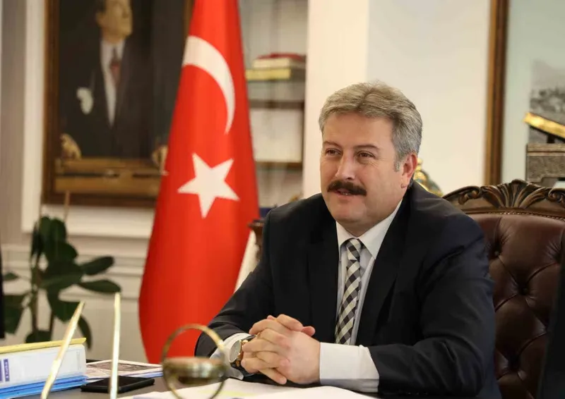 Melikgazi Belediyesi’nden 5 bin öğrenciye çanta ve kırtasiye desteği
