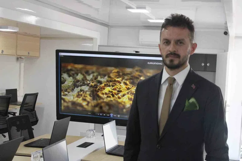 Eğitime destek, afete ’Hızır’
