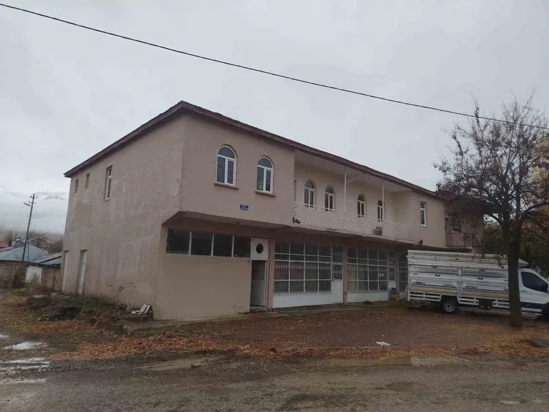 Büyükşehir, Sarız’da Veli Altınkaya Taziye ve Kültür Evi’ni yeniledi
