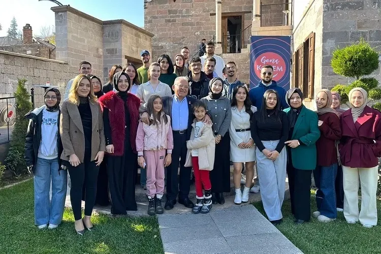 Kayseri Büyükşehir Filistinli öğrencilerle buluştu