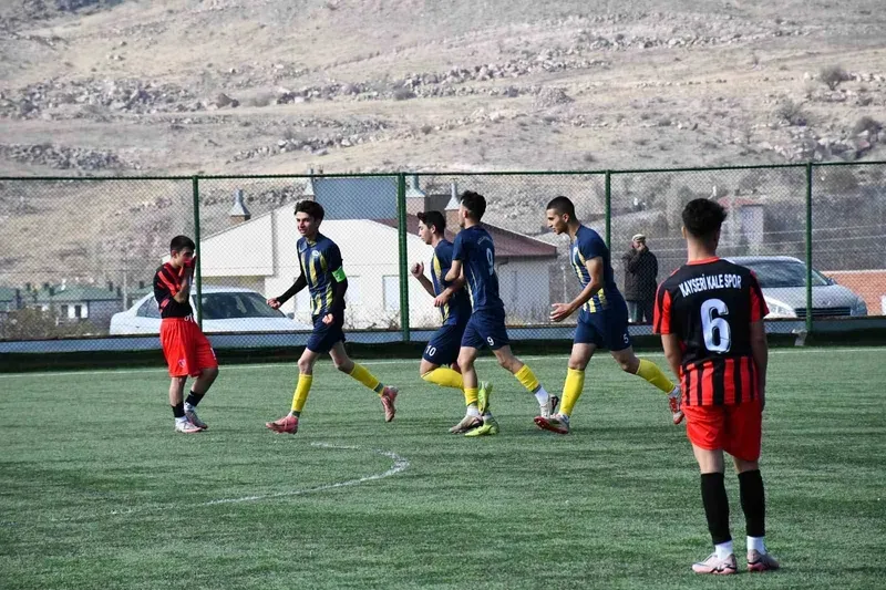 Kayseri U18 Ligi: Hacılar Erciyesspor: 1- Kalespor: 1
